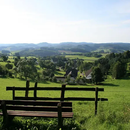 In Silbecke Mit Pool Und Wald Апартаменты Аттендорн
