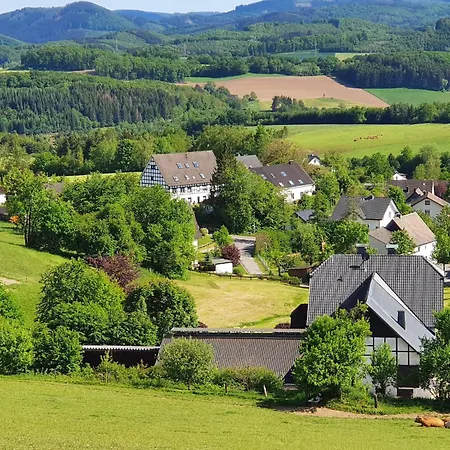 아파트 In Silbecke Mit Pool Und Wald 아텐도른